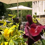 Logis L'Ermitage, Bistrot Des Saveurs Hotel 3*