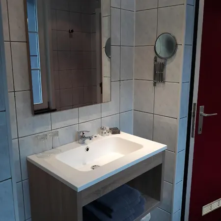 Hotel Logis L'Ermitage, Bistrot Des Saveurs