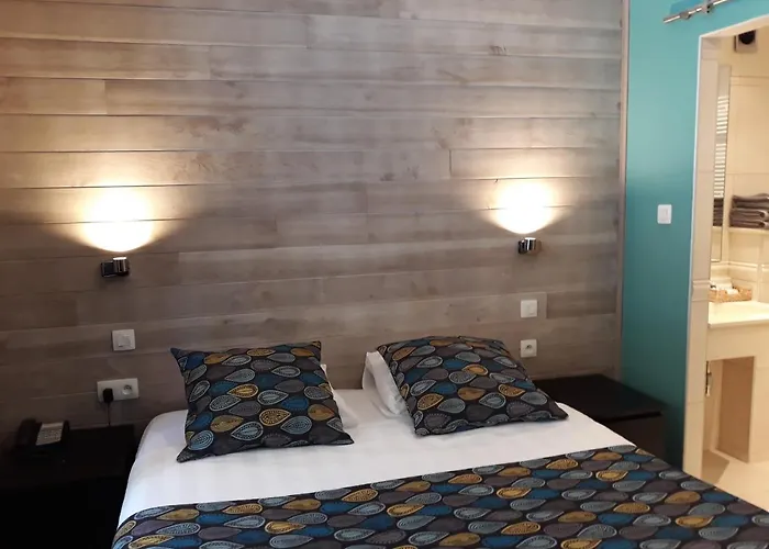 Logis L'Ermitage, Bistrot Des Saveurs Hotel