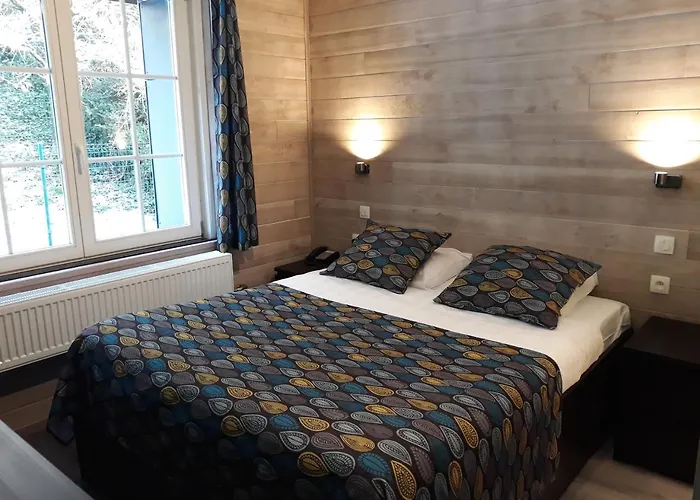 Hotel Logis L'Ermitage, Bistrot Des Saveurs